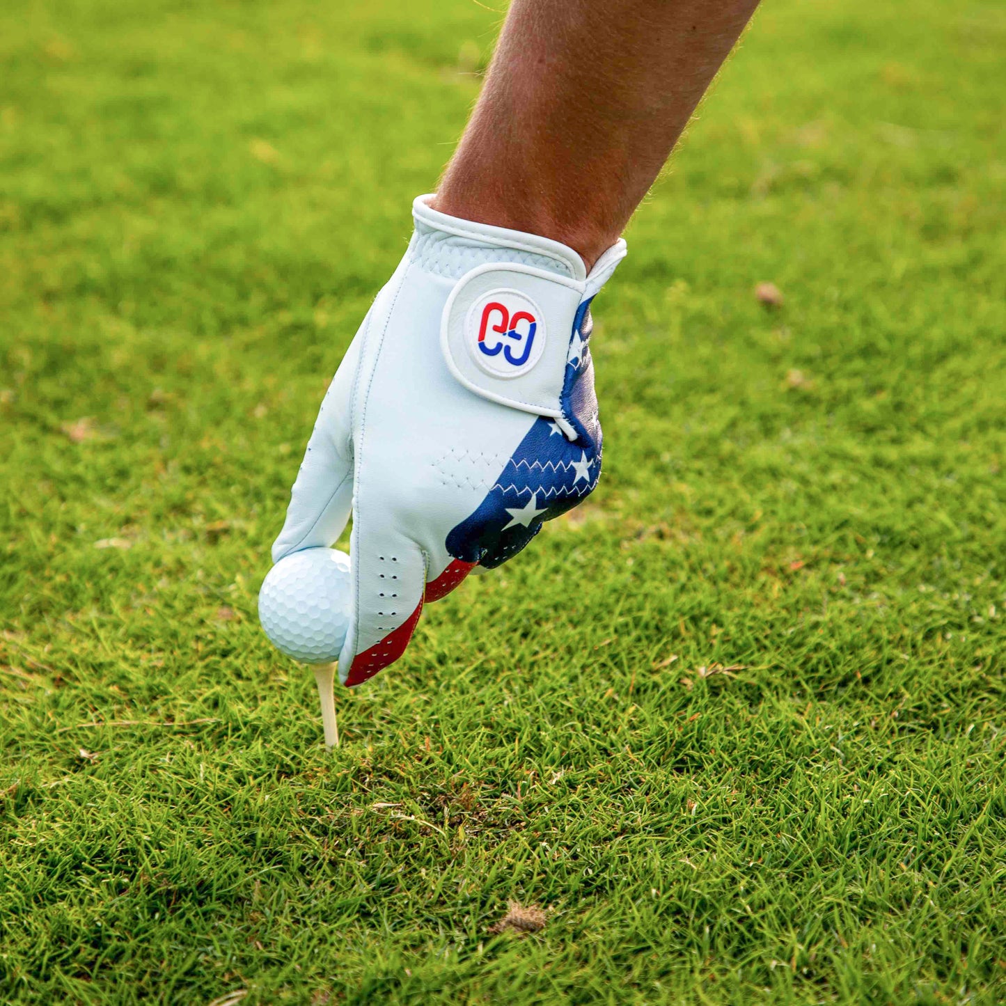 Waving Flag Golf Glove